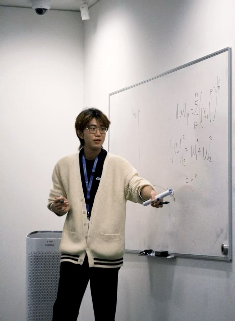 prof_pic.jpg
